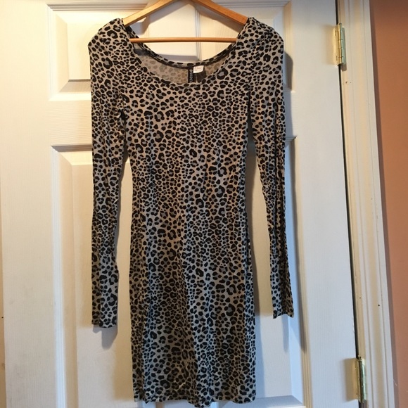 H&M animal print dress - Picture 1 of 1