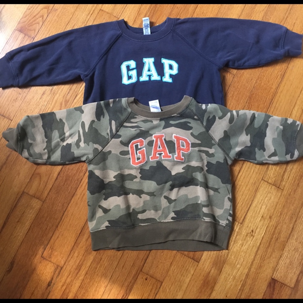2 Gap kids Sweatshirts
