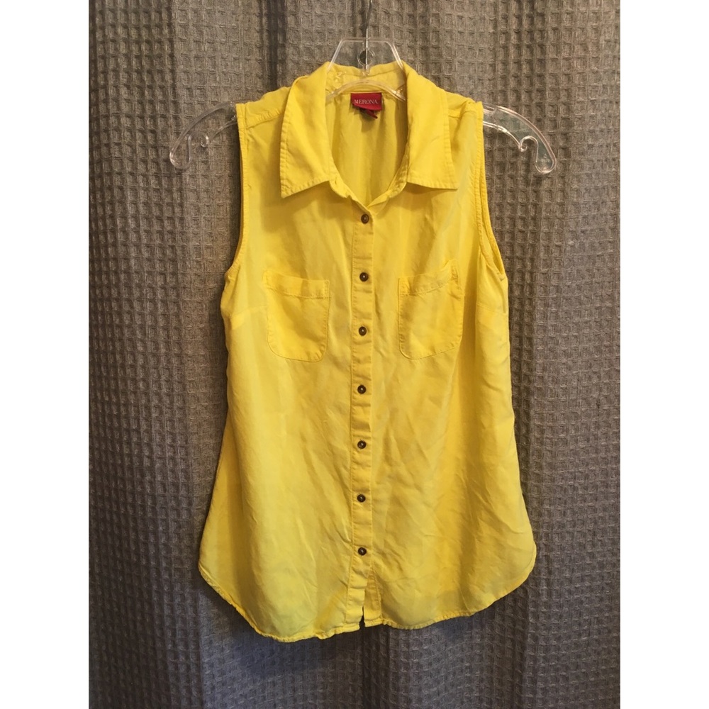Merona Sleeveless Collared Top