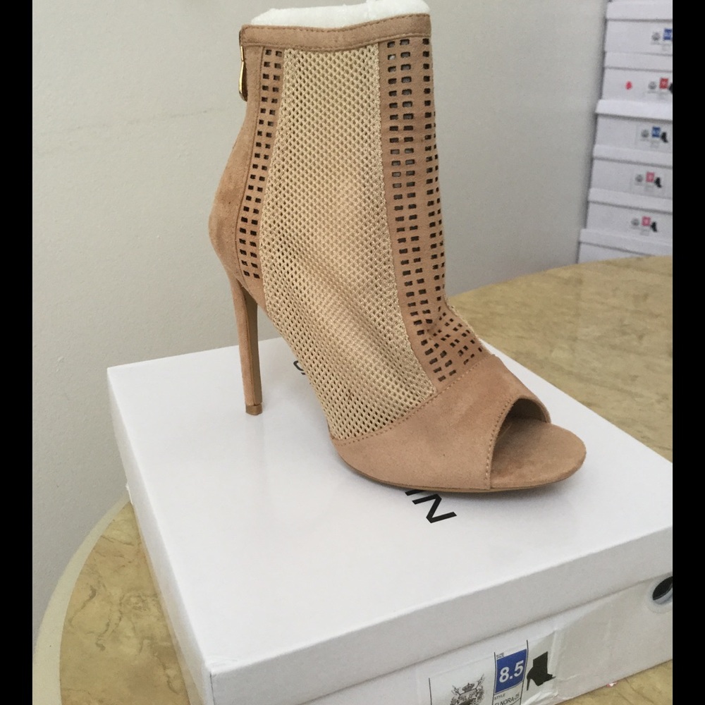 ! LAST size 9 ❗️FIRM! Net Ankle Bootie