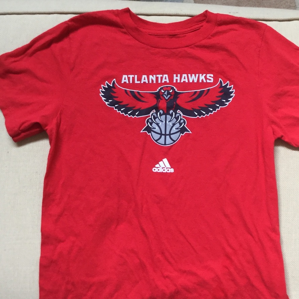 Atlanta Hawks Youth T-Shirt. NWOT.
