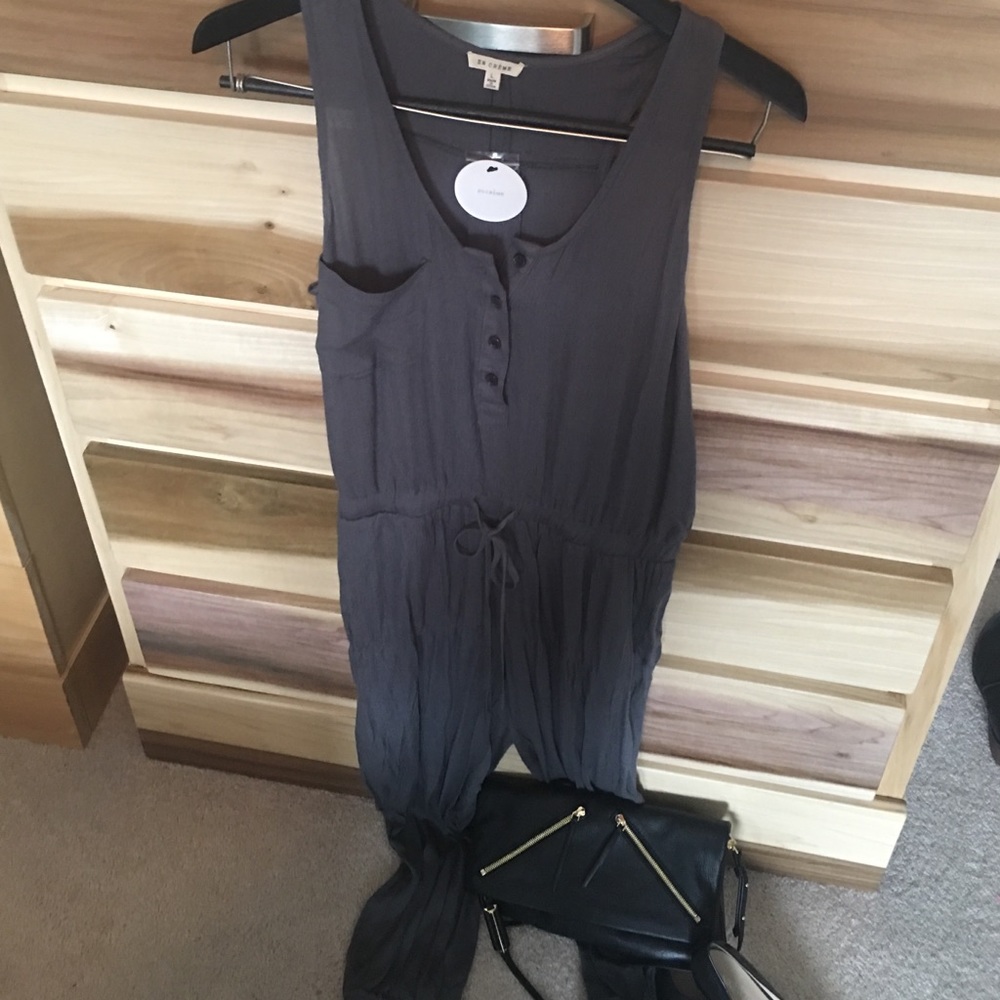 Roolee charcoal jumper.