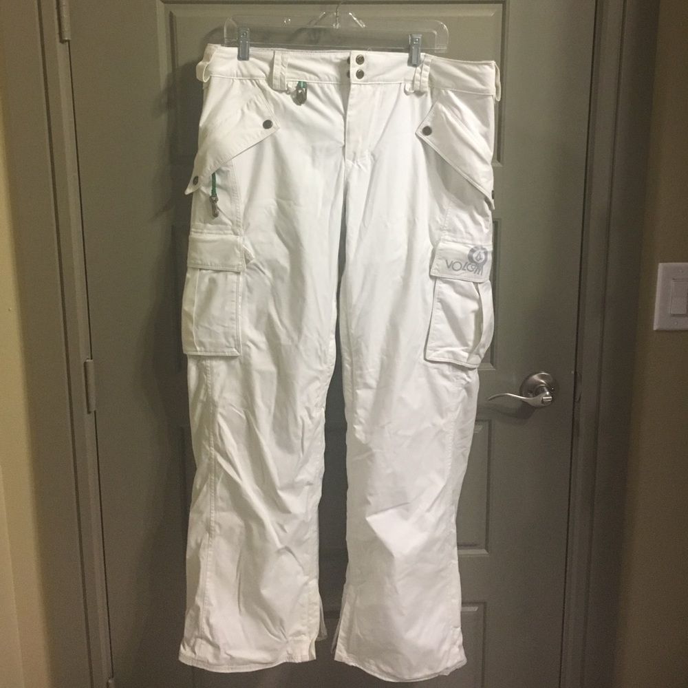 Volcom Snowboarding Pants or Ski Pants Size Large