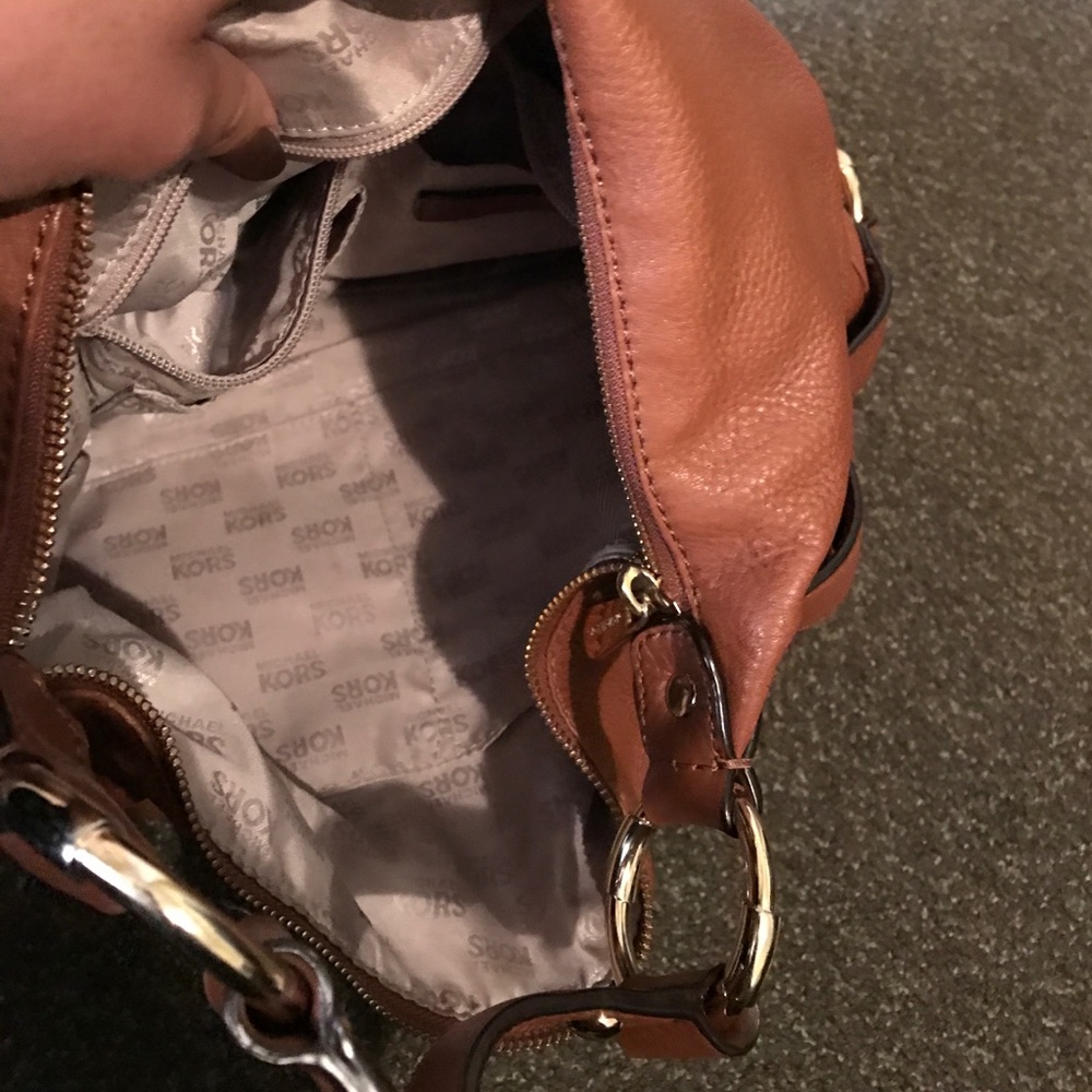 Purse - Picture 2 of 3