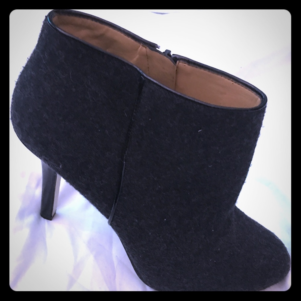 💕2for$25💋Nine West Flannel Booties - Picture 5 of 6