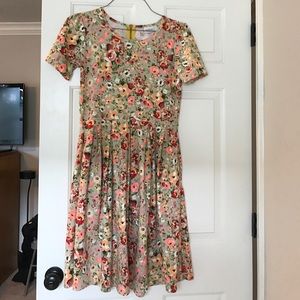 LuLaRoe floral dress with pockets
