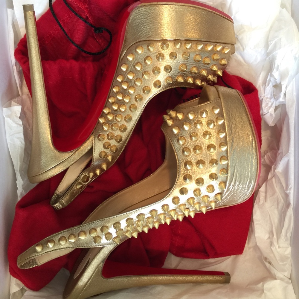 Christian Louboutin - Lady Peep Spikes 37
