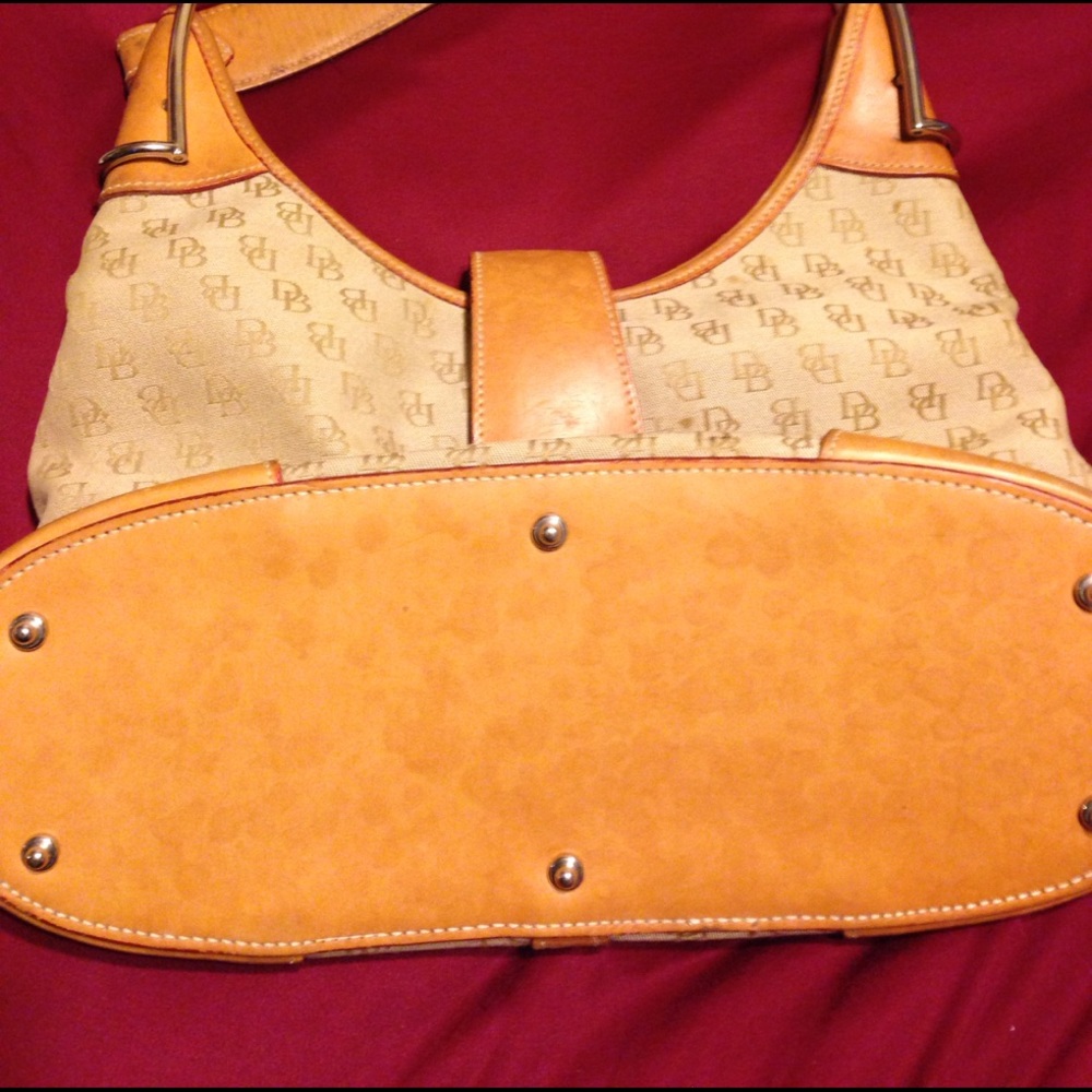 Dooney & Bourke - Picture 2 of 4