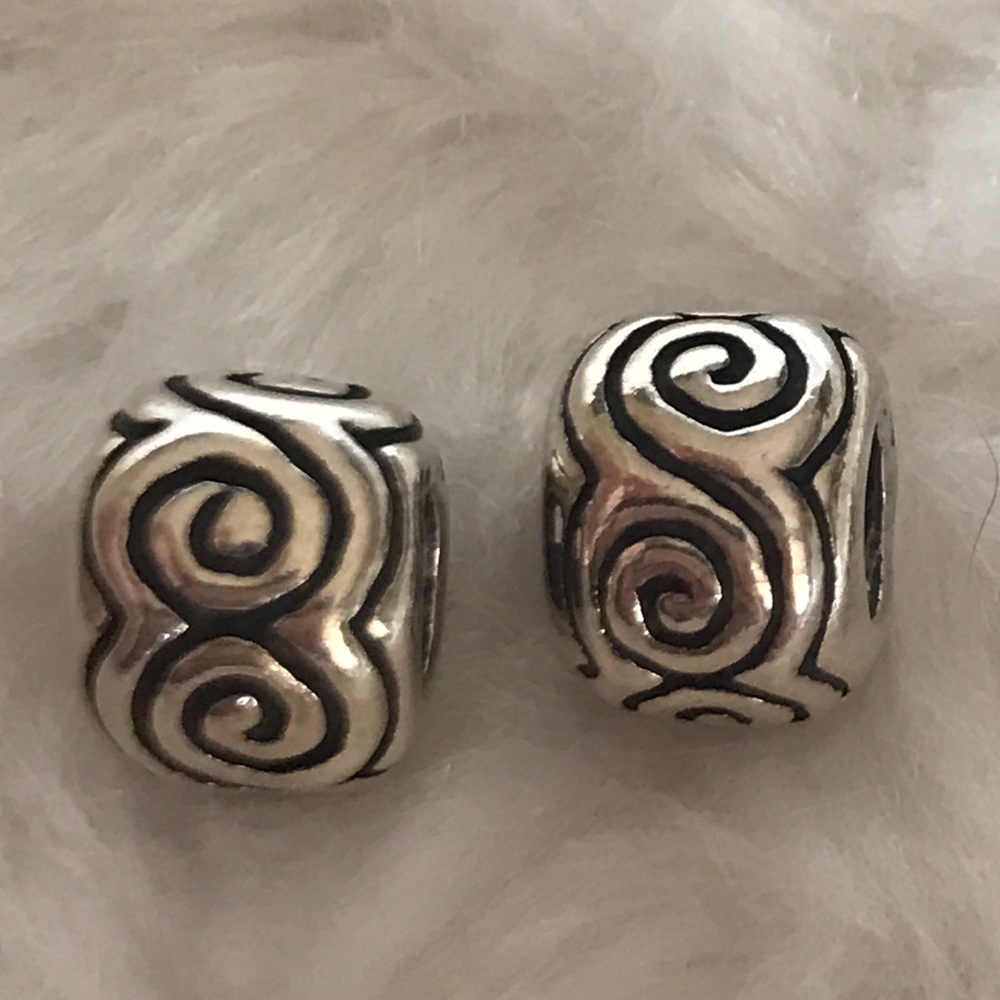 Today! Set of 2 pandora beads
