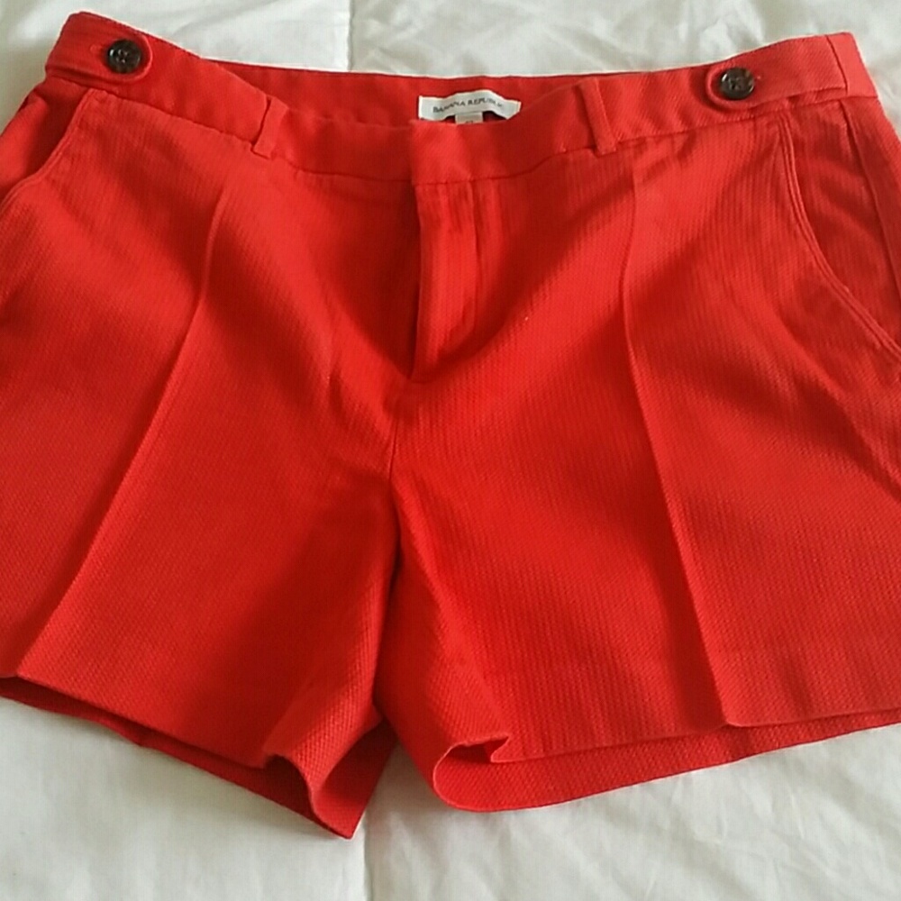 Red Banana Republic shorts