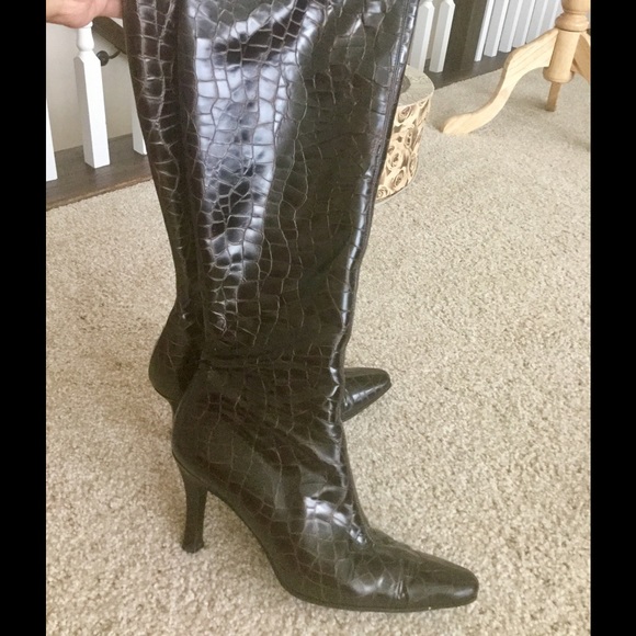 Stuart Weitzman Shoes - Stuart Weitzman croc boots