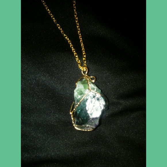 Adventurine & Amethyst Quartz Statement Necklace - Picture 3 of 5