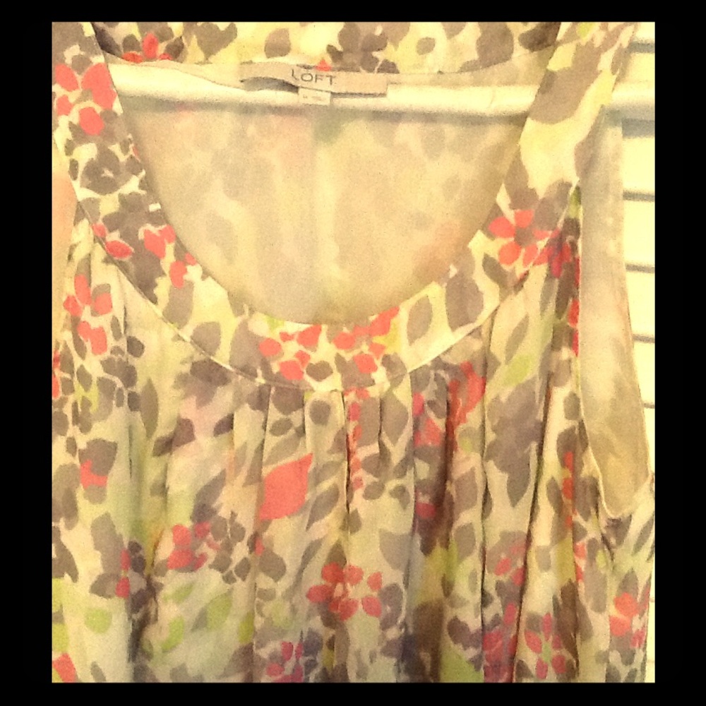 Medium shell/ sleeveless blouse from Loft