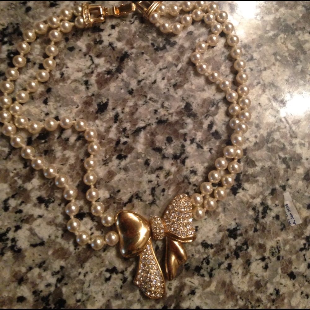 Vintage sal necklace swartzoski crystals