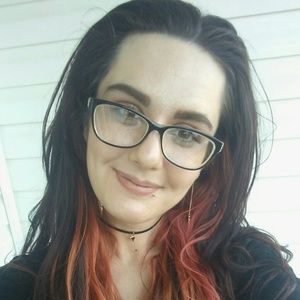 Meet your Posher, Renea