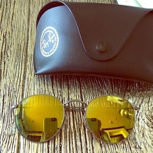 Ray-Ban Green Round Sunglasses Authentic