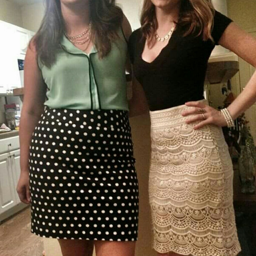 B/W polka dot pencil skirt