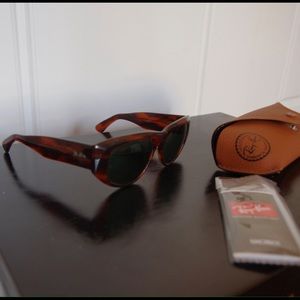 Vintage Brown Ray-Bans
