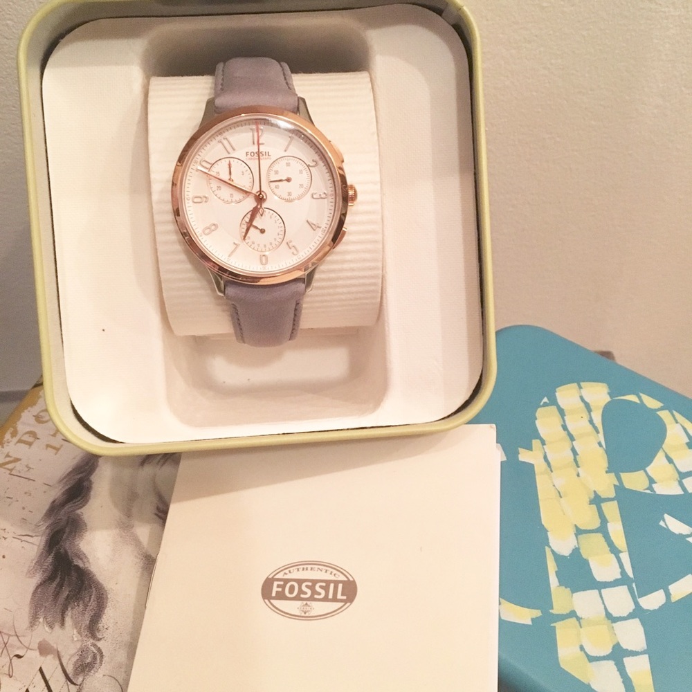 BRAND NEW! Fossil gray leather & rose gold watch