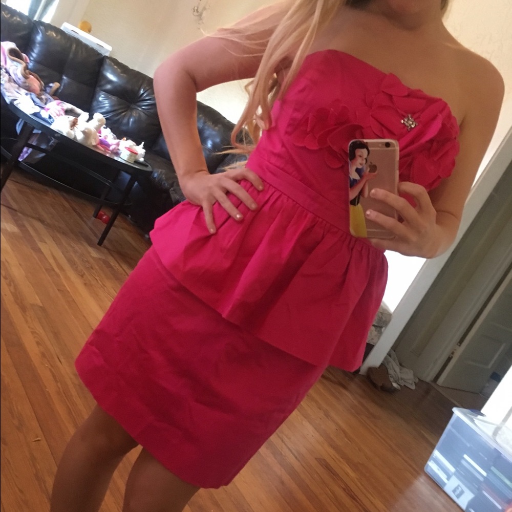 Pink Lilly Pulitzer peplum dress 🎀