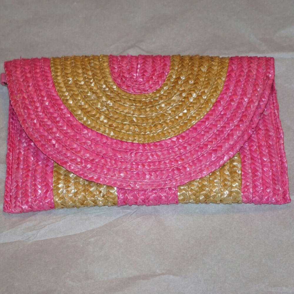 Straw clutch