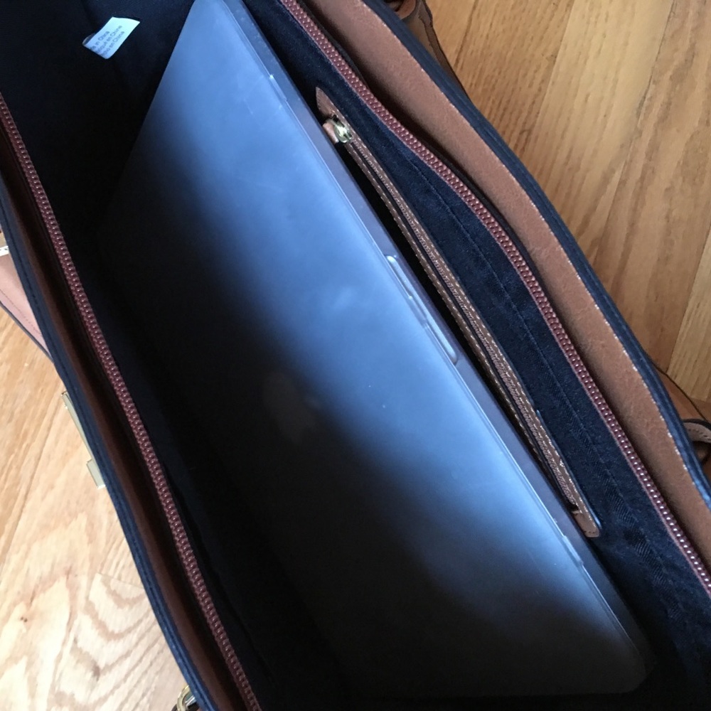 Closet Liquidation Sale❗️Final Price❗️ - Picture 6 of 6