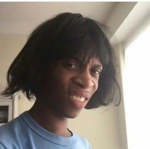 Meet your Posher, Elijah