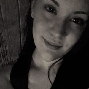 Meet your Posher, Jade