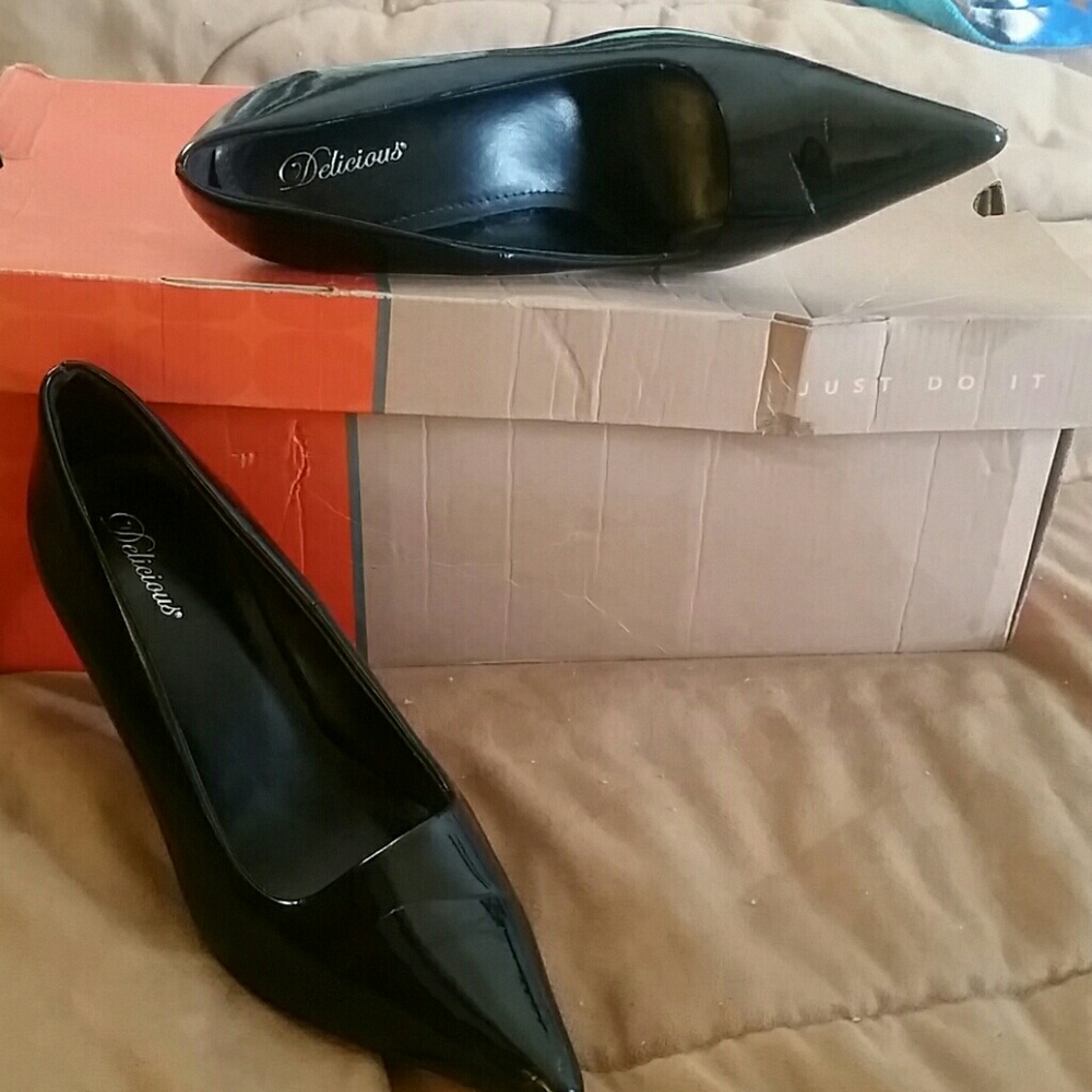 Black pointy heels