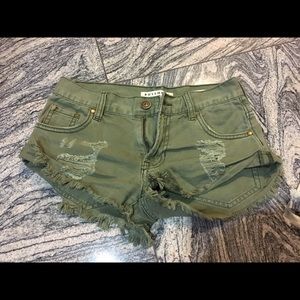 Pac sun bullhead short shorts in green