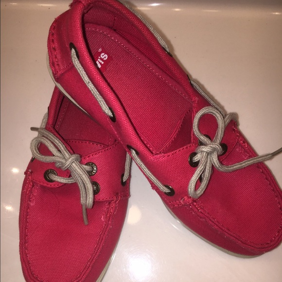 Women's Levi shoes - Picture 1 of 2