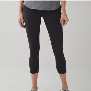 NEVER WORN Nwot Cropped lululemon leggings