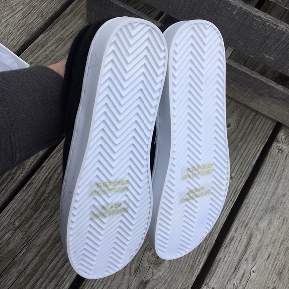 Wild Pair Black Fur Loafers! NEW! - Picture 6 of 8