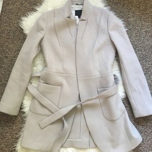 Beautiful Banana Republic Taupe coat