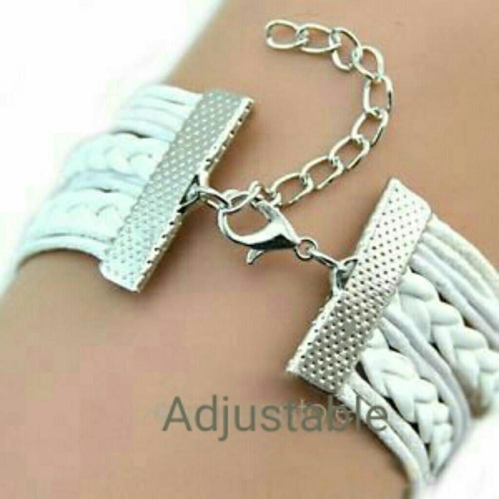Vintage Handmade Bracelet, White with Silver - Picture 2 of 3