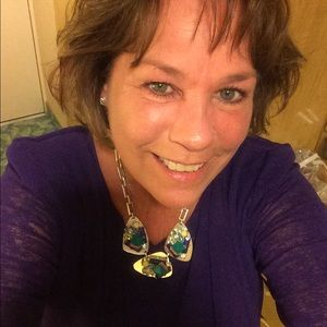 Meet your Posher, Christine