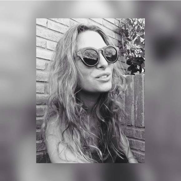 Meet your Posher, Arantxa - Picture 1 of 1