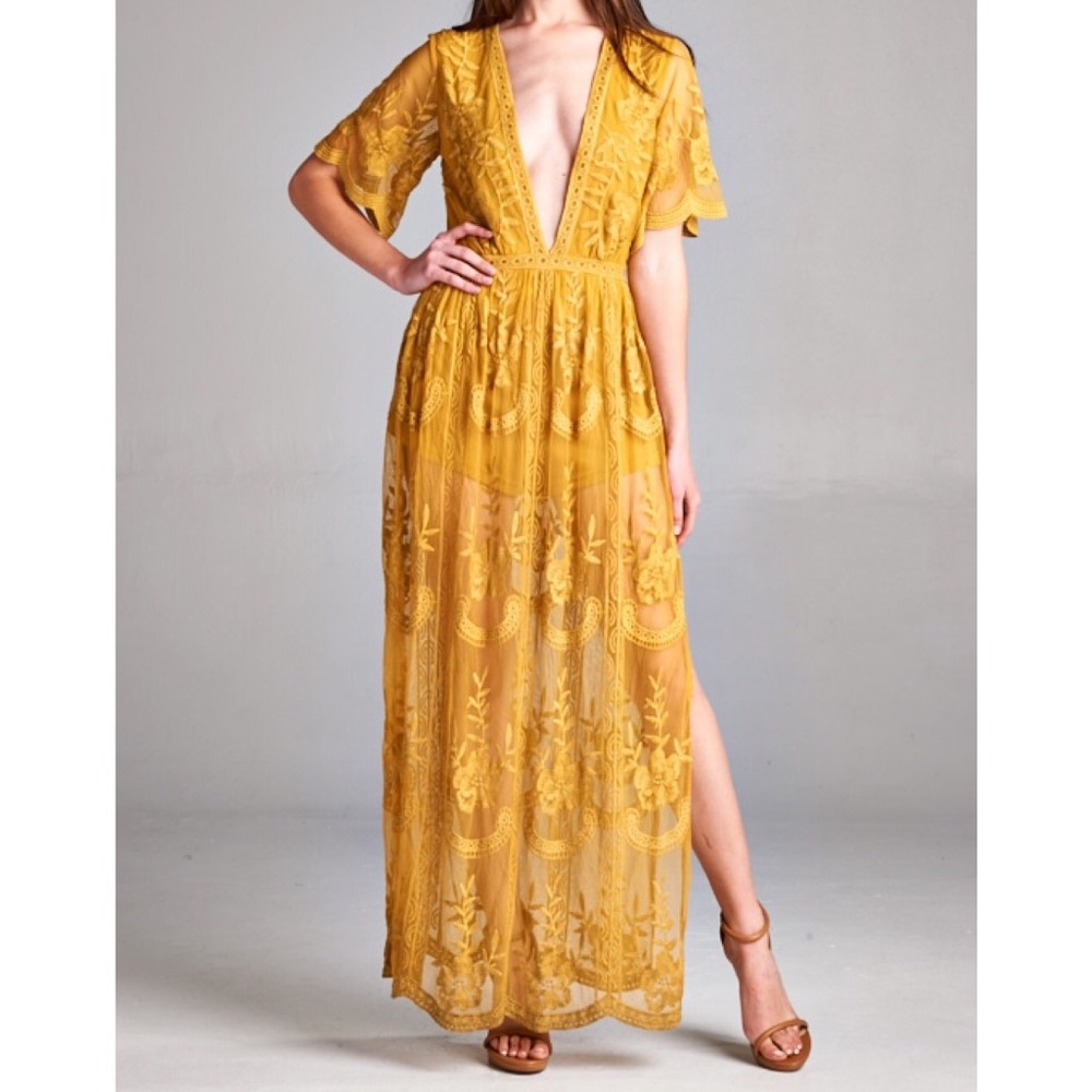 LAST ONE • Yellow Lace Maxi Dress - Picture 2 of 5