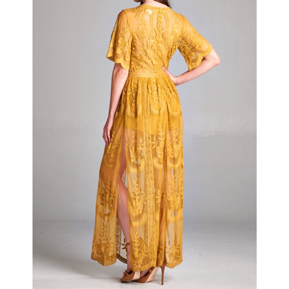 LAST ONE • Yellow Lace Maxi Dress - Picture 3 of 5
