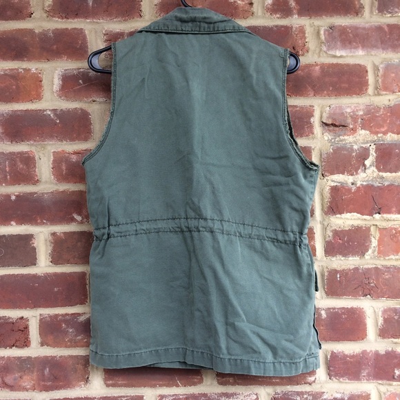 Urban Outfitters Army Green Utility Vest SM - Picture 2 of 3