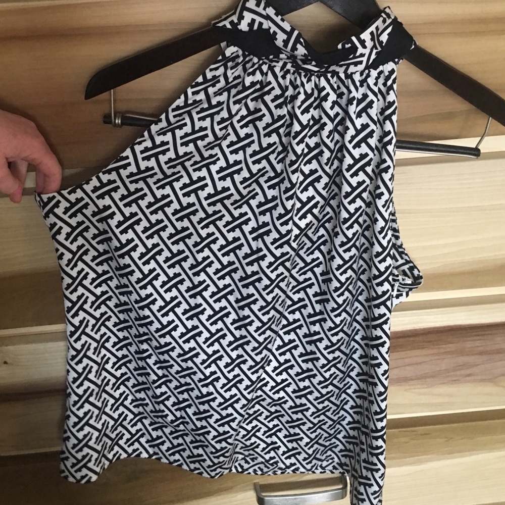 Antonio Melani black and cream tank