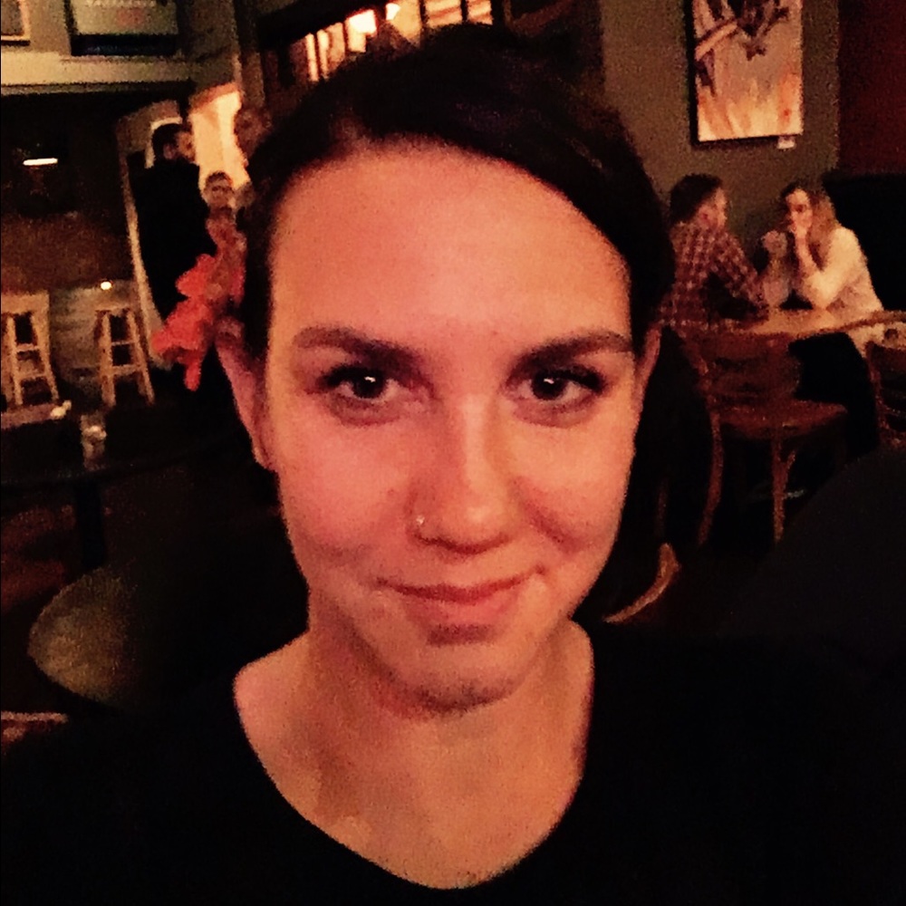 Meet your Posher, Ashley