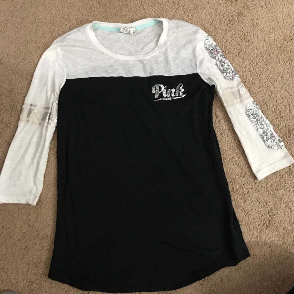 PINK Victoria Secret shirt 😊