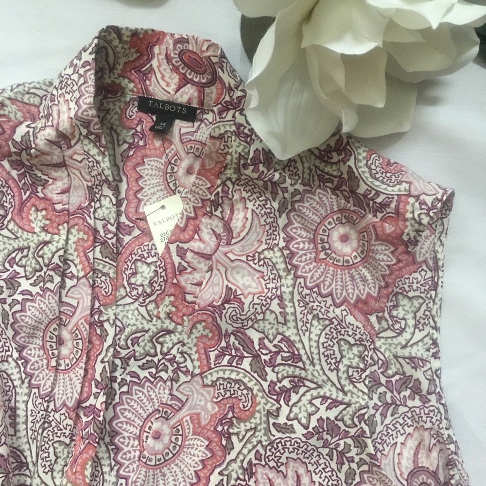 ⚜NWT Talbots Faux Wrap V neck blouse⚜