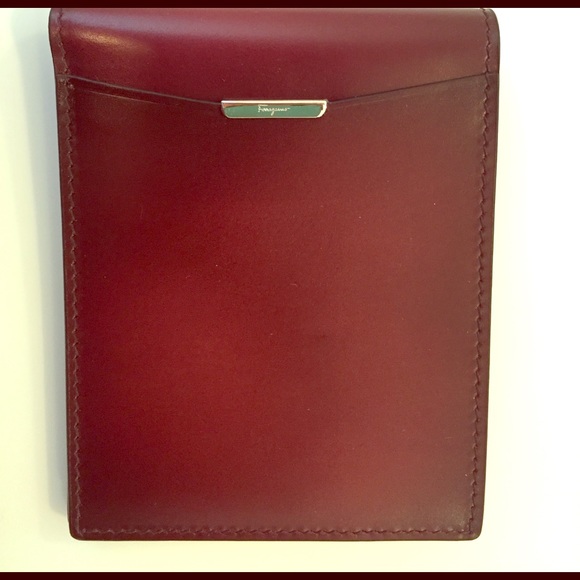 Salvatore ferragamo red wallet - Picture 1 of 4
