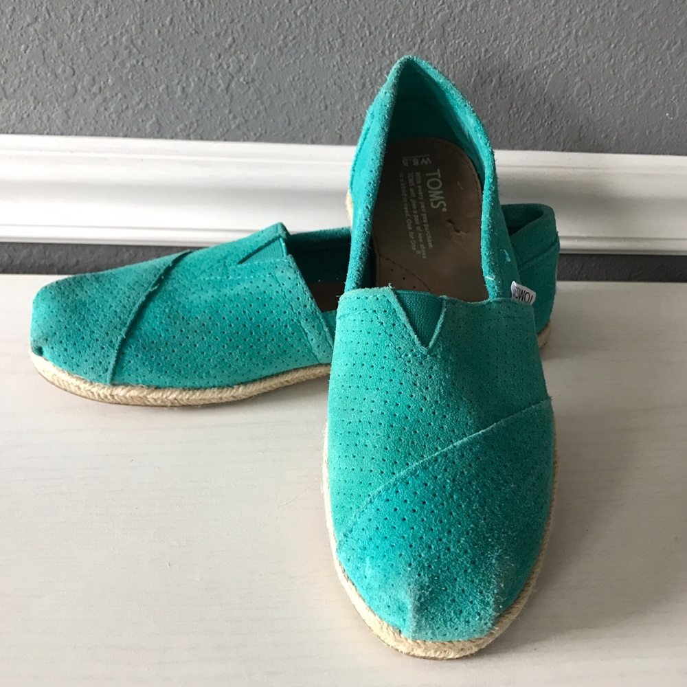 Size 8.5 Toms