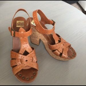 CUTE leather sandal wedges
