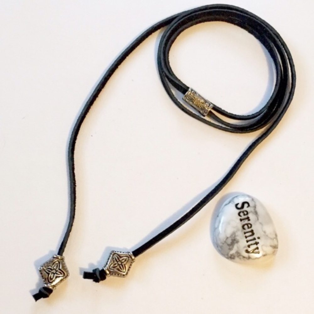 🆕Boho Chic Suede Wrap Choker Necklace