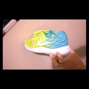 Running Shoes, laces not photoed but r included