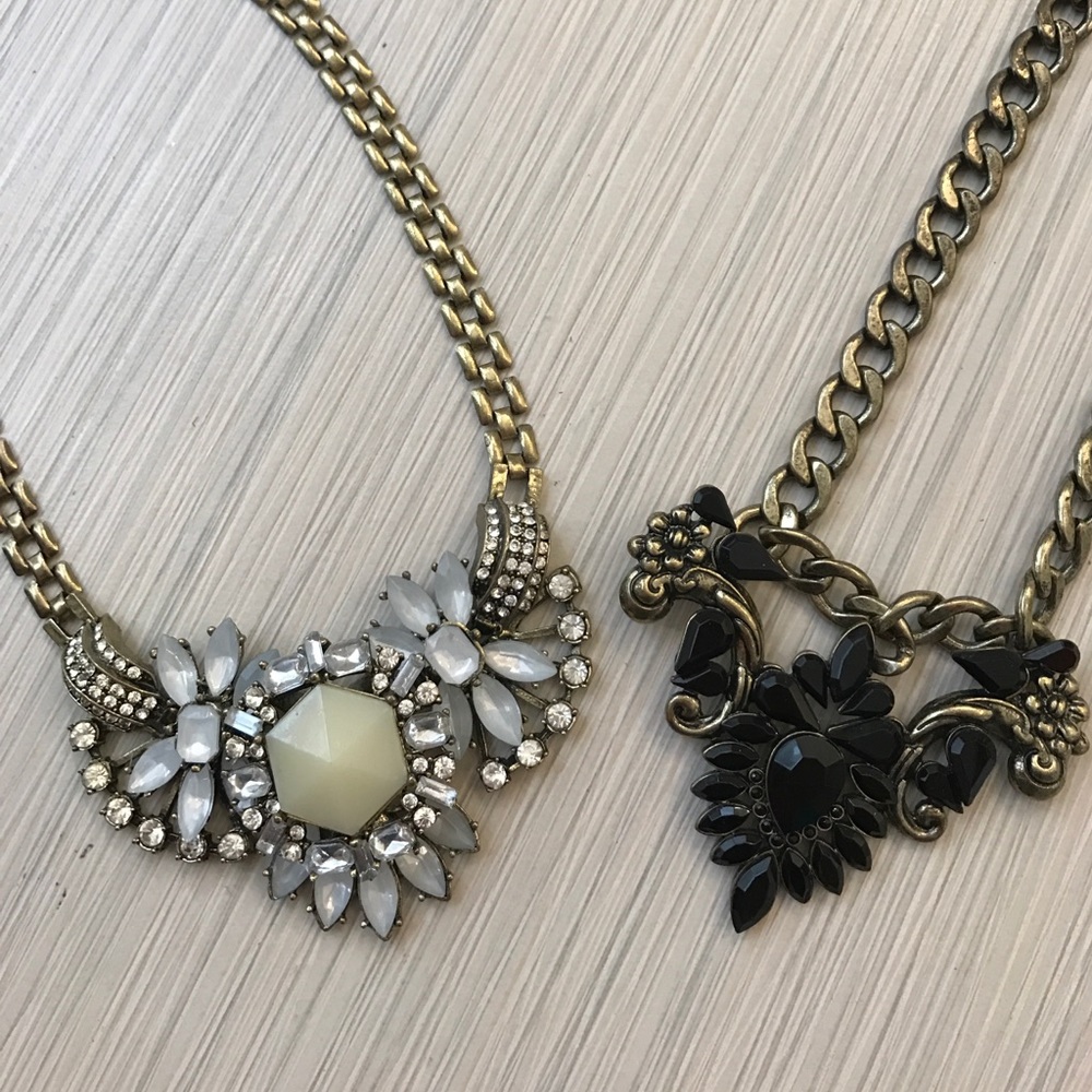 One pair of gorgeous statement necklaces Coachella